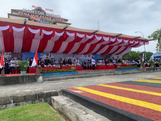 
					Peringati Hari Guru Nasional, Pemda PPU Komitmen Sejahterakan Guru