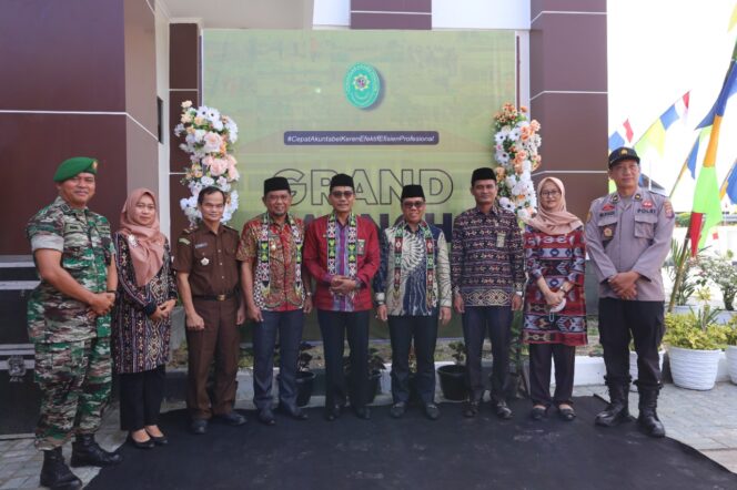 
					PA Penajam Gedung Baru, Plt. Bupati: Bersinergi Berikan Pelayanan Bagi Masyarakat