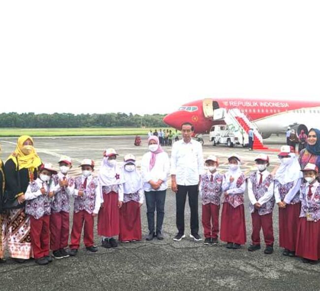 Tangis Siswa SD Balikpapan Dibayar Tuntas oleh Presiden Republik Indonesia