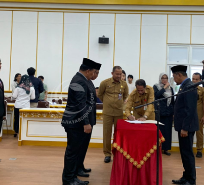 Bupati PPU Lantik 12 Jabatan Eselon II, Hamdam: Butuh Penyegaran