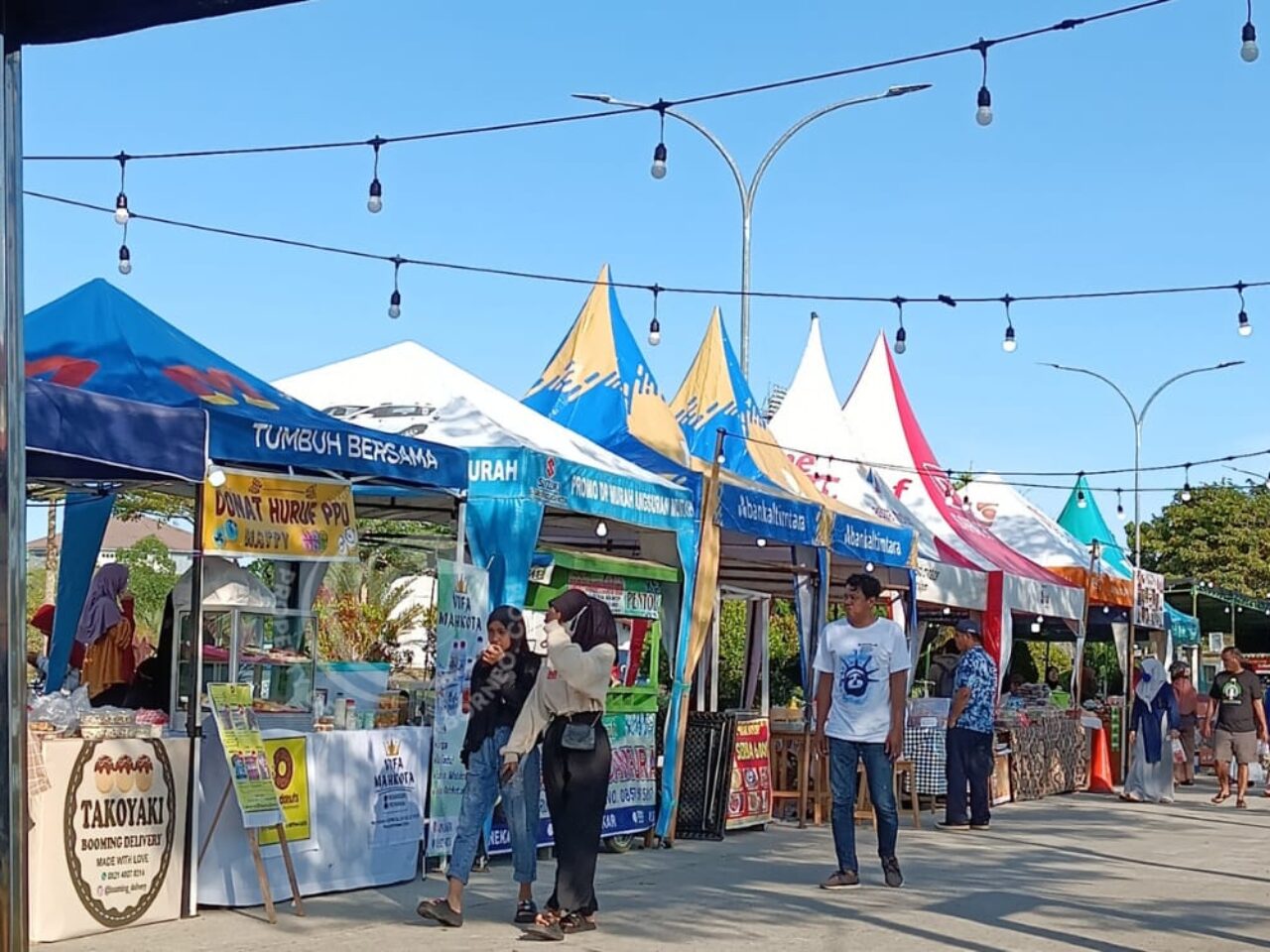 Berburu Takjil di Bazar Ramadhan Bukber Samping Islamic Center