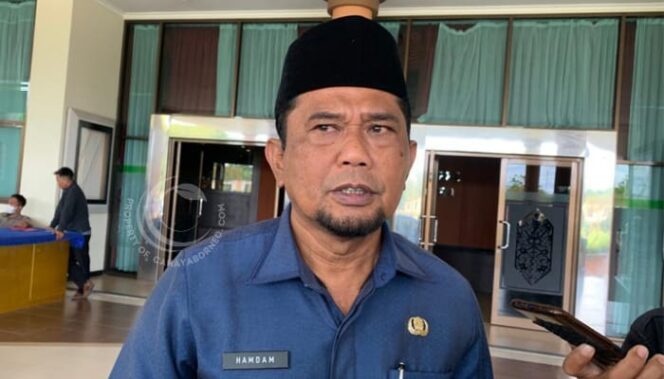 
					Caption: Bupati Penajam Paser Utara (PPU) Hamdam | Poto:  Tim CahayaBorneo.com