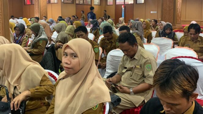 
					Poto: Perwakilan Badan Pengawasan Keuangan dan Pembangunan (BPKP) Kalimantan Timur (Kaltim) mengadakan pelatihan atau Workshop Evaluasi Pengelolaan Keuangan dan Pembangunan Desa di Kantor Bupati Kabupaten Penajam Paser Utara (PPU), Senin (22/5/2023). (DOK. Tim CahayaBorneo.com)