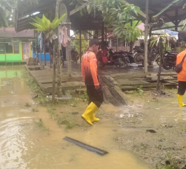 Kecamatan Sepaku Diterjang Banjir, 2 Rumah Terdampak