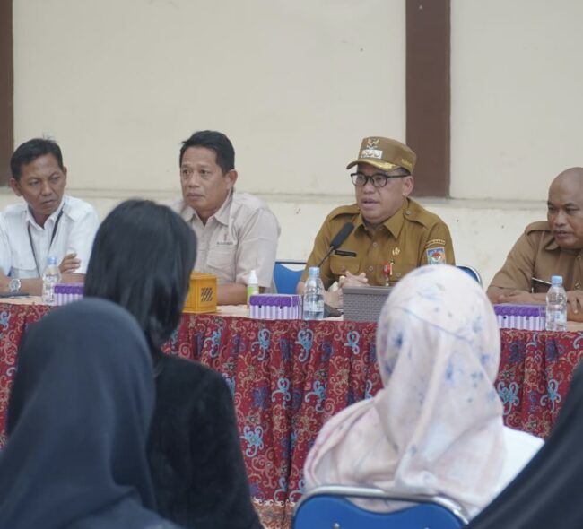 Masyarakat Seputar IKN Ikuti Pelatihan Berbasis Kompetensi, Pj. Bupati PPU Makmur : “ Kita Harus Melakukan Akselerasi Bersama, Jangan Jadi Penonton, IKN Sudah Di Depan Mata”