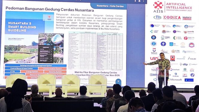 
					Poto: Acara Artificial Intelligence Summit (AIIS) 2023 di JIEXPO Kemayoran, Jakarta Timur, pada Kamis (10/08/2023). (DOK. Istimewa) 