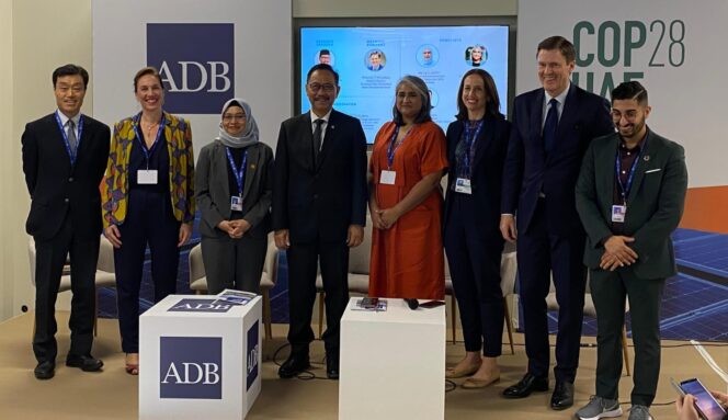 
					Foto: Asian Development Bank (ADB) mendukung pengembangan Strategi Nol Bersih (Net Zero Strategy) untuk ibu kota baru Indonesia, Nusantara, yang diluncurkan hari ini di sela-sela COP28 di Dubai (3/12/2023). (DOK. Istimewa)