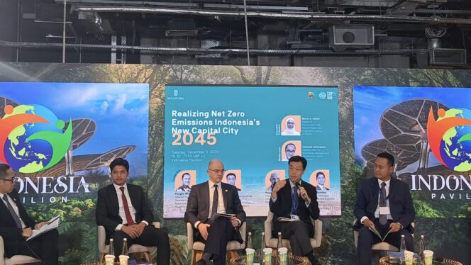 
					Foto: diskusi bertajuk Realizing Net Zero Emissions Indonesia Capital City di Paviliun Indonesia dalam rangkaian kegiatan Conference of the Parties atau COP28 Dubai, Uni Emirat Arab, Selasa, 5 Desember 2023. (DOK. Istimewa)