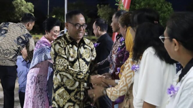 
					Foto: Ribuan Umat Nasrani di PPU Hadiri  Perayaan Natal Oikumene Tahun 2023. (DOK. Istimewa)