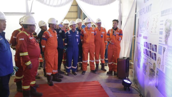 
					Pantau Fabrikasi Anjungan, PT Pertamina Hulu Indonesia dan SKK Migas Gelar Seremoni First Cut of Steel Proyek Sisi Nubi AOI