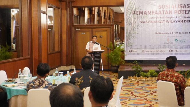 
					Foto: Otorita Ibu Kota Nusantara (IKN) melaksanakan sosialisasi pemanfaatan potensi tanaman bambu sebagai upaya meningkatkan perekonomian masyarakat wilayah delineasi IKN. (DOK. Istimewa)