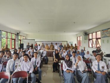 Foto: PT Pertamina Hulu Sanga Sanga (PHSS) menggelar kegiatan Penyuluhan Anti-Narkoba kepada 120 Siswa Sekolah Menengah Pertama (SMP) dan Sekolah Menengah Atas (SMA) di Kecamatan Marangkayu. (DOK. Istimewa)
