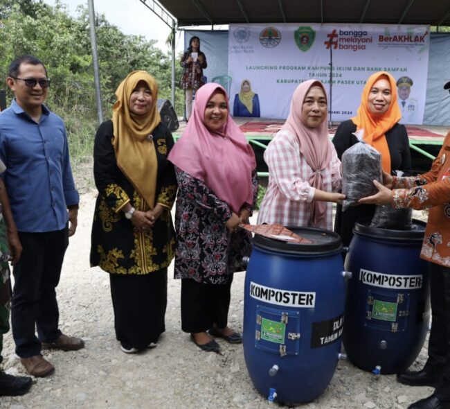 Pj Bupati Penajam Paser Utara Launching Program Proklim dan Bank Sampah