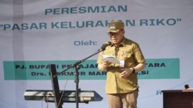 Foto: Pj Bupati PPU, Makmur Marbun resmikan Pasar Riko, Kelurahan Riko, Kecamatan Penajam, Kabupaten PPU. (DOK. Istimewa)