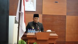 Foto: Pj. Bupati Penajam Paser Utara (PPU) Makmur Marbun saat menghadiri Rapat Paripurna di DPRD PPU. (DOK. Istimewa)