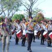Foto: Peserta Latihan Integrasi Taruna Wreda Nusantara (Latsitardanus) XLIV/2024 Yontarlat Kijang gelar aksi Drumcorps di Penajam. (DOK. CahayaBorneo.com)