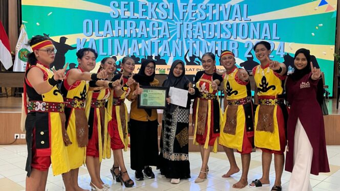 
					Foto: Tim Tari dari PPU berhasil menyabet  juara Terbaik 1 dibabak final Festival Olahraga Tradisional (FOT). (DOK. Istimewa)
