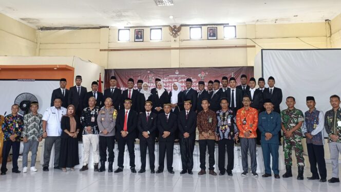 
					KPU PPU Lantik 20 Panitia Pemilihan Kecamatan se-Kabupaten PPU