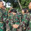 Foto: Mayjen TNI Tri Budi Utomo dalam rangka meninjau proyek Desalinasi air yang berada di Kelurahan Loa Ipuh Darat Kecamatan Tenggarong, Kabupaten Kukar, Sabtu (25/5/24). (DOK. Istimewa)
