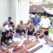 Foto:  Kepolisian Resor (Polres) Kabupaten Penajam Paser Utara (PPU) melaksanakan penyembelihan hewan kurban. (DOK. CahayaBorneo.com)