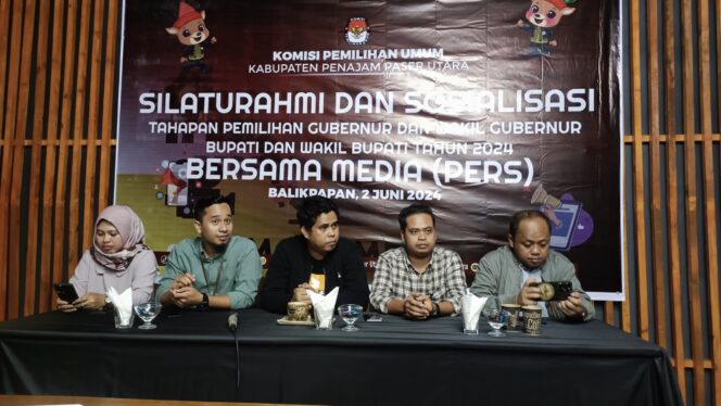 
					Foto: Komisi Pemilihan Umum (KPU) Penajam Paser Utara (PPU) menggelar silahturahmi dan sosialisasi tahapan Pilkada 2024. (DOK. CahayaBorneo.com