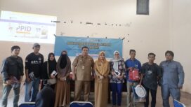 Foto: Kegiatan Sosialisasi sekaligus pelatihan Sistem pengelolaan Pengaduan Pelayanan Publik Nasional Layanan dan pengaduan Online Rakyat (SP4N-Lapor) di Kelurahan Riko. (DOK. CahayaBorneo.com)