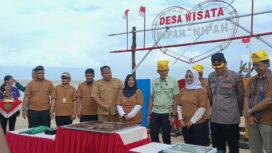 Foto: Menteri Pariwisata dan Ekonomi Kreatif (Menparekraf), Sandiaga Salahuddin Uno, mengunjungi Penajam Paser Utara (PPU).(DOK. CahayaBorneo.com)