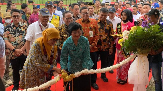 
					Foto: Pj Bupati PPU Makmur Marbun Buka Expo IKN 2024. (DOK. CahayaBorneo.com)