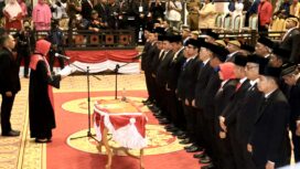 Foto: 25 anggota Dewan Perwakilan Rakyat Daerah (DPRD) Kabupaten Penajam Paser Utara (PPU) periode 2024-2029 resmi dilantik. (DOK. Humas Pemkab PPU)