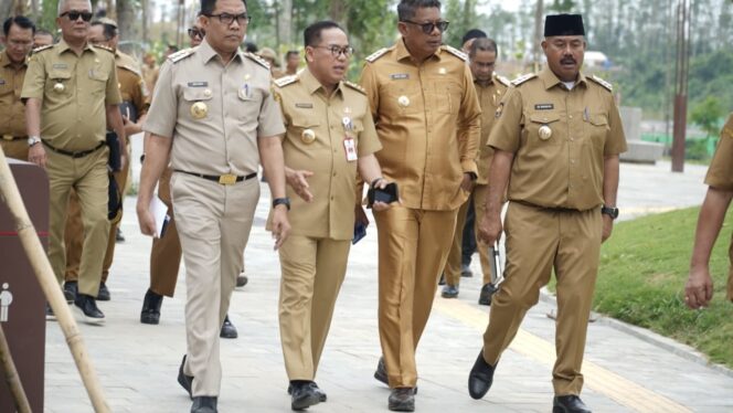 
					Pj. Bupati PPU Makmur Marbun Hadiri Rakor Seluruh Kepala Daerah Se- Indonesia di IKN Nusantara
