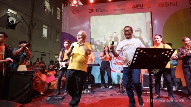 
					Foto: Menteri Pekerjaan Umum dan Perumahan Rakyat/Plt. Otorita Ibu Kota Nusantara, Basuki Hadimuljono mengga atas sukses terselenggaranya kegiatan upacara HUT RI ke79. (DOK. Istimewa)