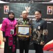 Foto: Pemerintah Kabupaten Paser meraih penghargaan Universal Health Coverage (UHC) Awards 2024 atas keberhasilan kepesertaan BPJS Kesehatan. (DOK. Istimewa)