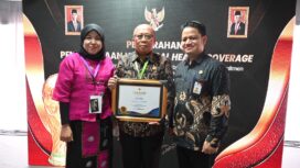 Foto: Pemerintah Kabupaten Paser meraih penghargaan Universal Health Coverage (UHC) Awards 2024 atas keberhasilan kepesertaan BPJS Kesehatan. (DOK. Istimewa)