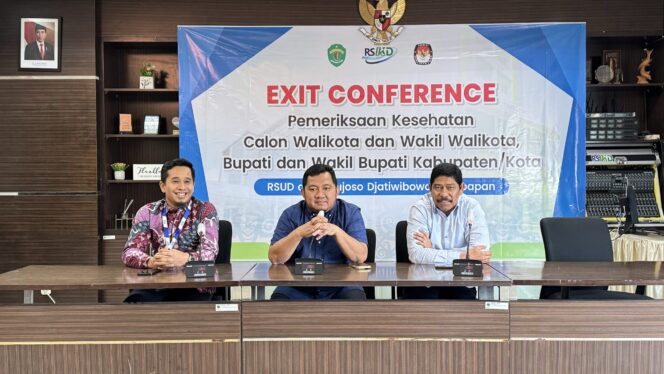 
					Foto: Pasangan calon kepala daerah Mudyat Noor dan Abdul Waris Muin, yang dikenal dengan sebutan 