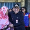 Foto: Pj. Bupati Penajam Paser Utara, Makmur Marbun bersama warga Kelurahan Lawe-Lawe. (DOK. Istimewa)