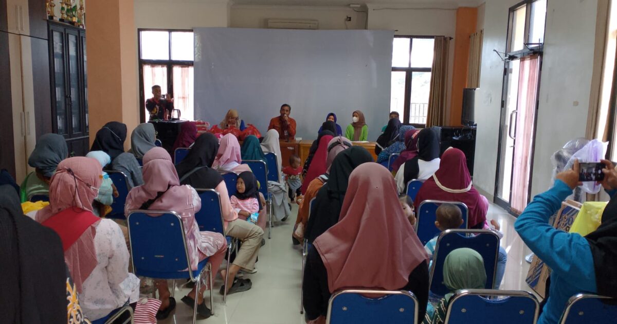 Cegah Stunting, DKP PPU Distribusikan 360 Paket Makanan Bergizi untuk Anak