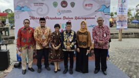 Foto: Penjabat (Pj) Bupati Penajam Paser Utara (PPU) Makmur Marbun secara resmi membuka kegiatan Festival Harmoni Budaya Nusantara tahun 2024. (DOK. CahayaBorneo.com)