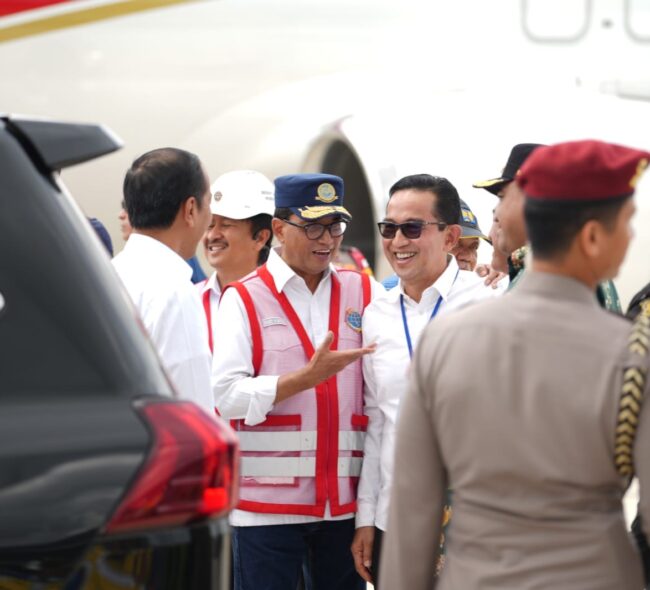 Pesawat kepresidenan Sukses Mendarat di Bandara IKN yang berada di atas HPL Badan Bank Tanah