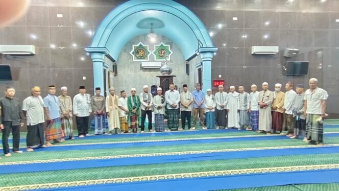 
					Foto: Penjabat (Pj) Bupati Penajam Paser Utara (PPU), Muhammad Zainal Arifin, mengajak seluruh umat Muslim di Benua Taka untuk lebih aktif dalam melaksanakan shalat subuh berjamaah. (DOK. Istimewa)