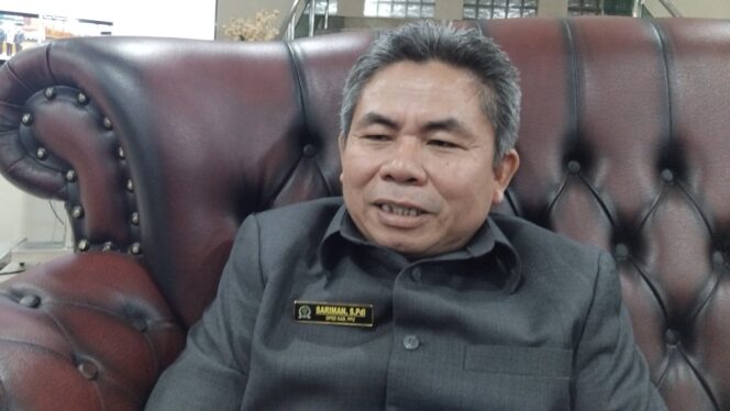 
					Anggota DPRD PPU, Sariman pada saat wawancarai (Dok : CahayaBorneo/AJI)