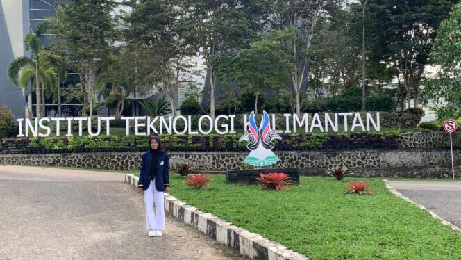 
					Foto: Salah satu penerima beasiswa PT Pertamina Hulu Indonesia, Veby Nurul Sakinah. (DOK. Humas Pertamina)