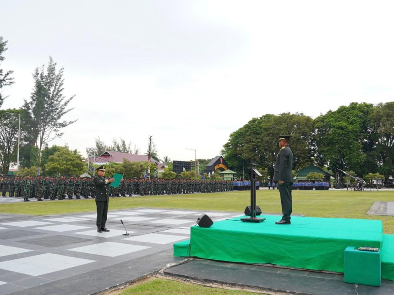 Upacara Peringatan Hari Pahlawan di Lapangan Upacara Makodam VI/Mulawarman, pada Minggu (10/11/2024). (Dok. Istimewa)