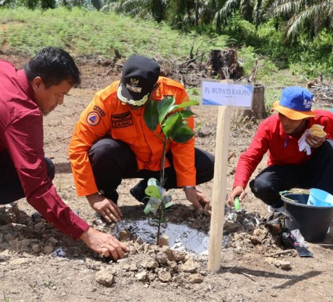 Pj Bupati PPU: Semangat Gotong Royong Harus Menjadi Budaya di Masyarakat