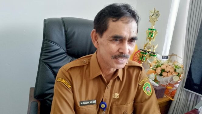 
					Kepala Dinsos PPU, Saidin, pada saat ditemui di kantornya. (Dok : Istimewa)
