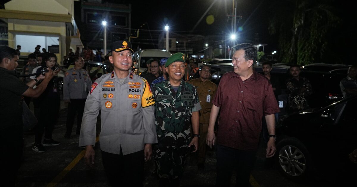 Sinergitas TNI-Polri dan Pemkot Balikpapan Pastikan Pengamanan Malam Natal 2024 Kondusif