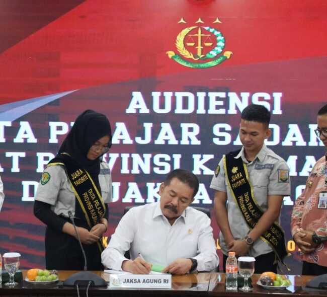 Jaksa Agung Dorong Pengembangan Program Duta Pelajar Sadar Hukum di Kalimantan Timur