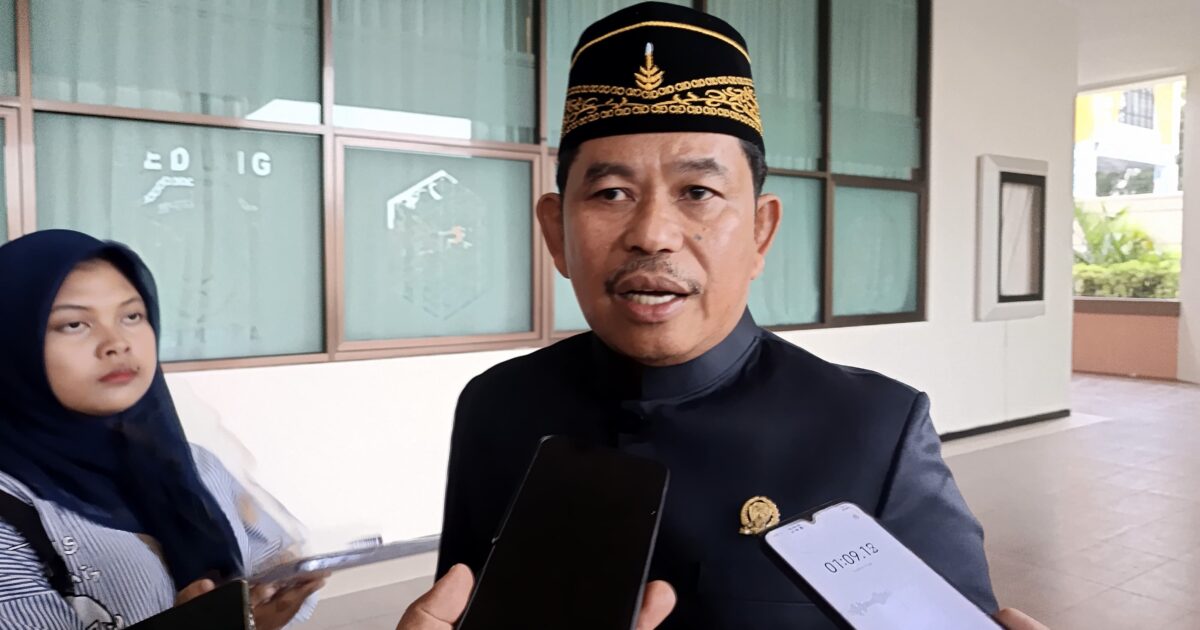 DPRD PPU Resmi Umumkan Mudyat Noor-Abdul Waris Muin sebagai Bupati dan Wakil Bupati Terpilih