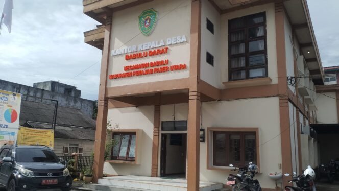 
					Kantor Desa Babulu Darat (Dok : CahayaBorneo/AJI)