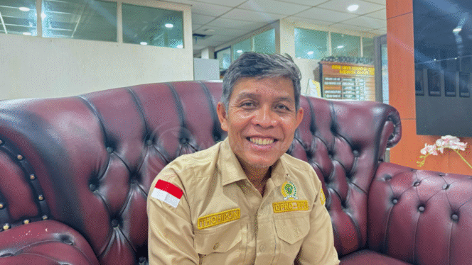 
					Foto : Ketua Komisi I Dewan Perwakilan Rakyat Daerah (DPRD) Kabupaten Penajam Paser Utara (PPU), Thohiron, pada saat ditemui di kantor DPRD PPU (Dok: CahayaBorneo/DMS)