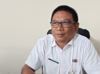 foto : Kepala Bidang Tanaman Pangan dan Hortikultura Distan PPU, Gunawan pada saat ditemui di kantornya (Dok : CahayaBorneo/AJI)